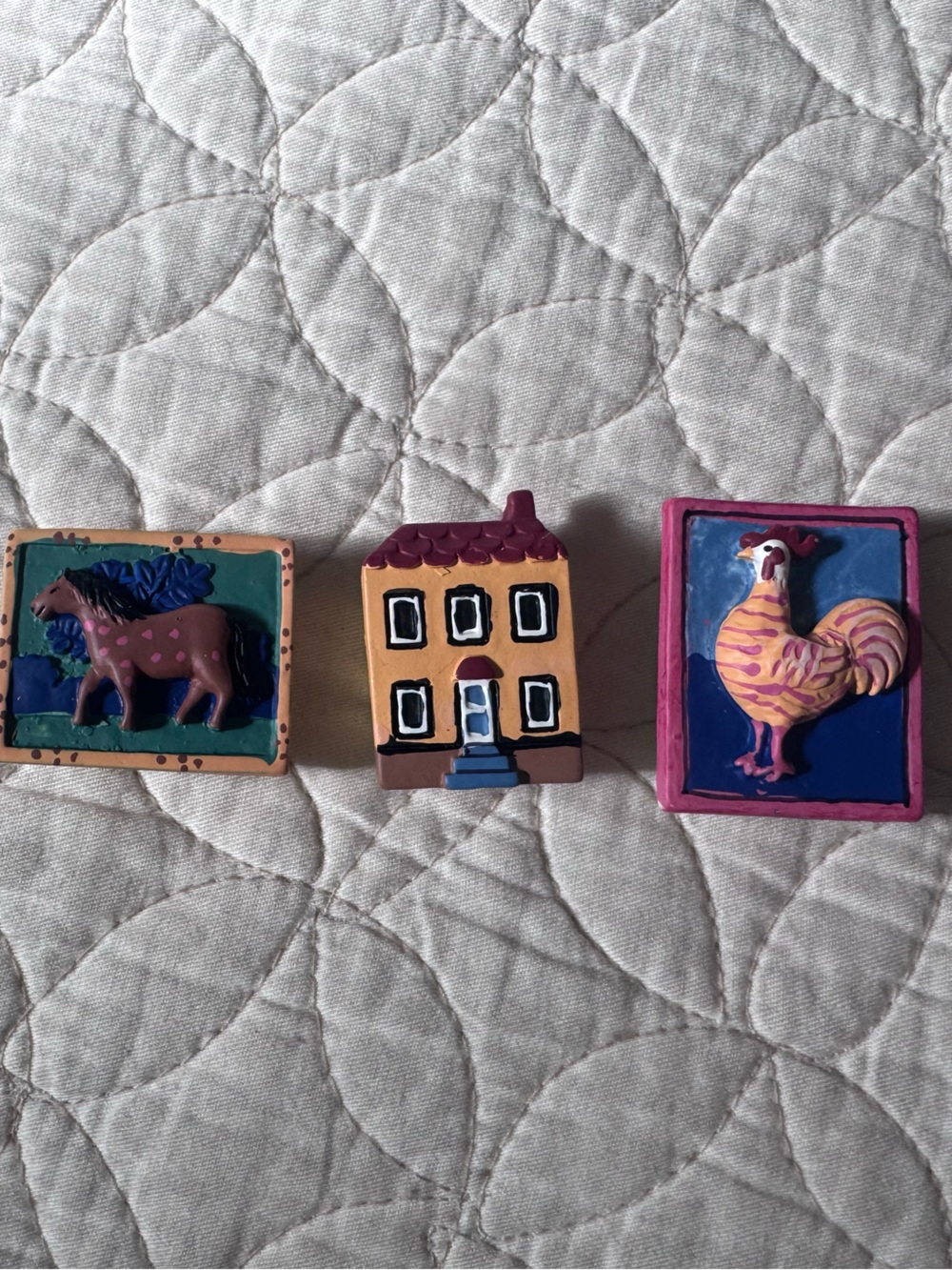 Button covers folk art horse, house, rooster